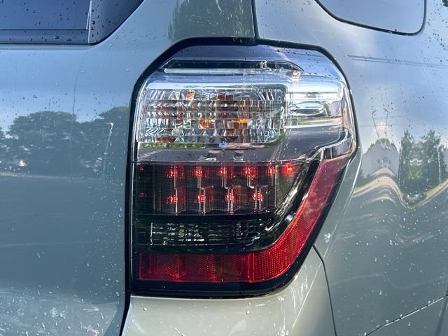 Used 2023 Toyota 4Runner TRD Sport AWD/4WD image 11