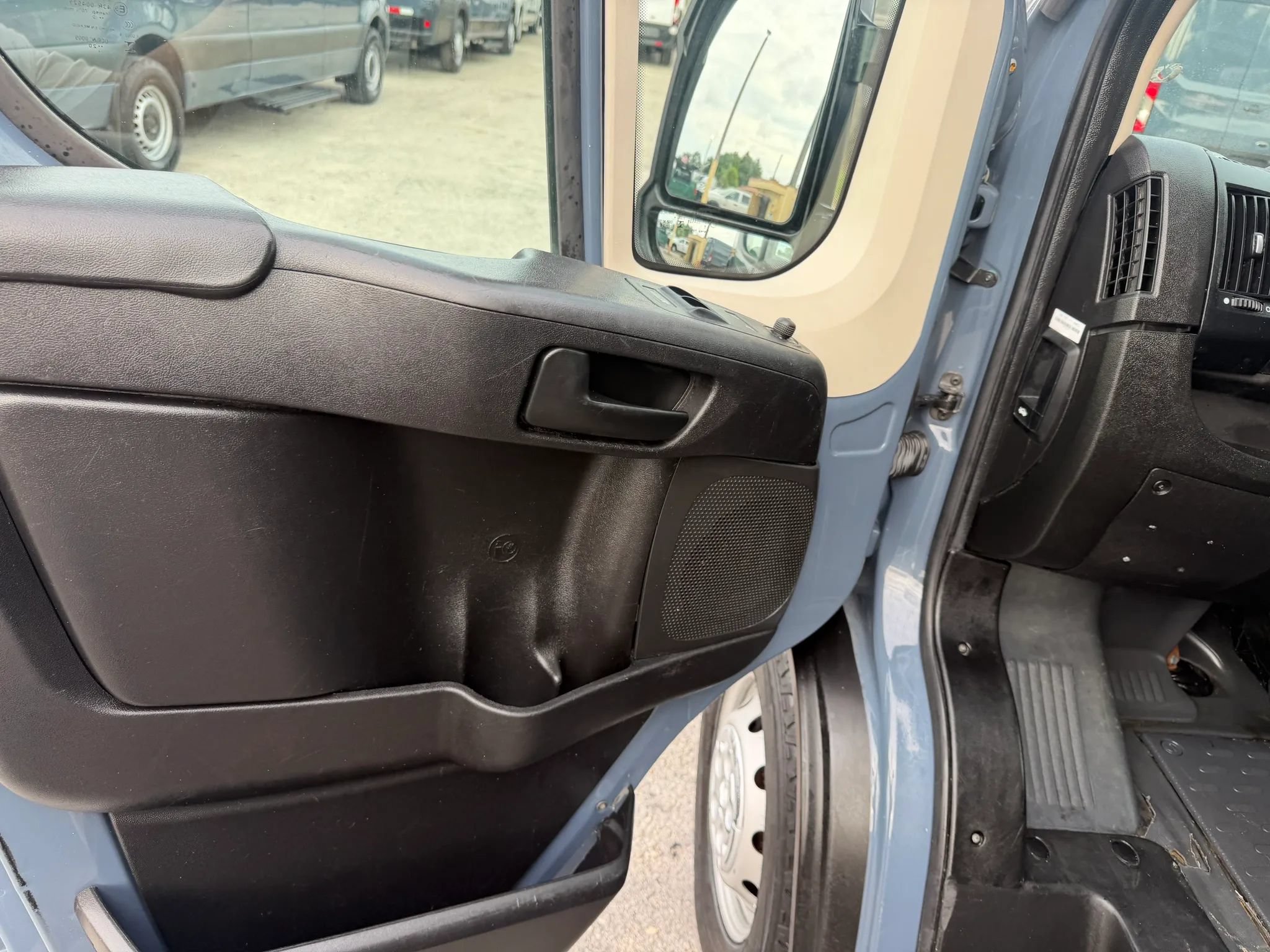 Used 2020 RAM ProMaster 3500 159 High Roof Extended FWD image 11