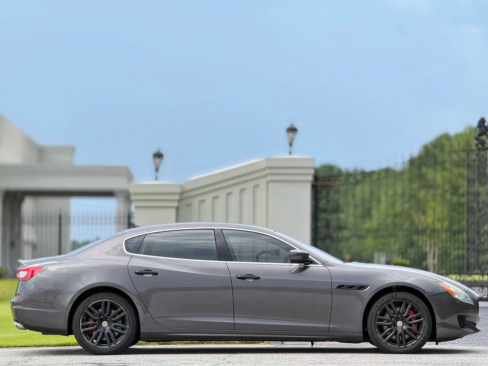 Used 2015 Maserati Quattroporte S Q4 AWD/4WD image 6