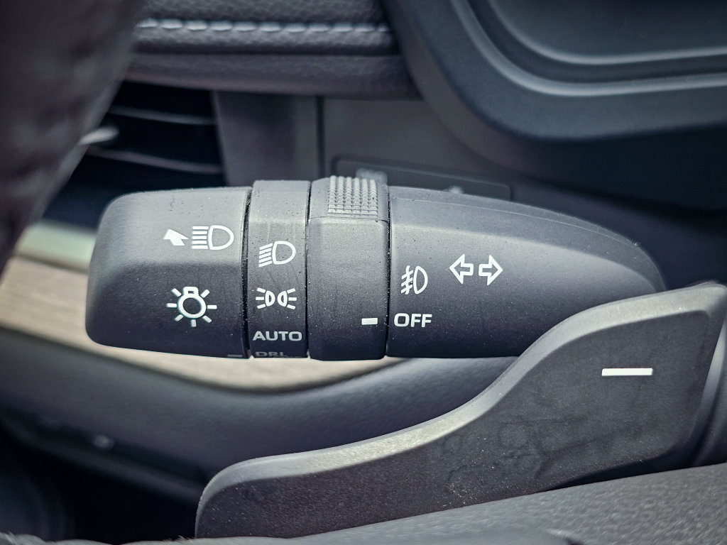 Used 2025 Toyota Grand Highlander AWD image 20