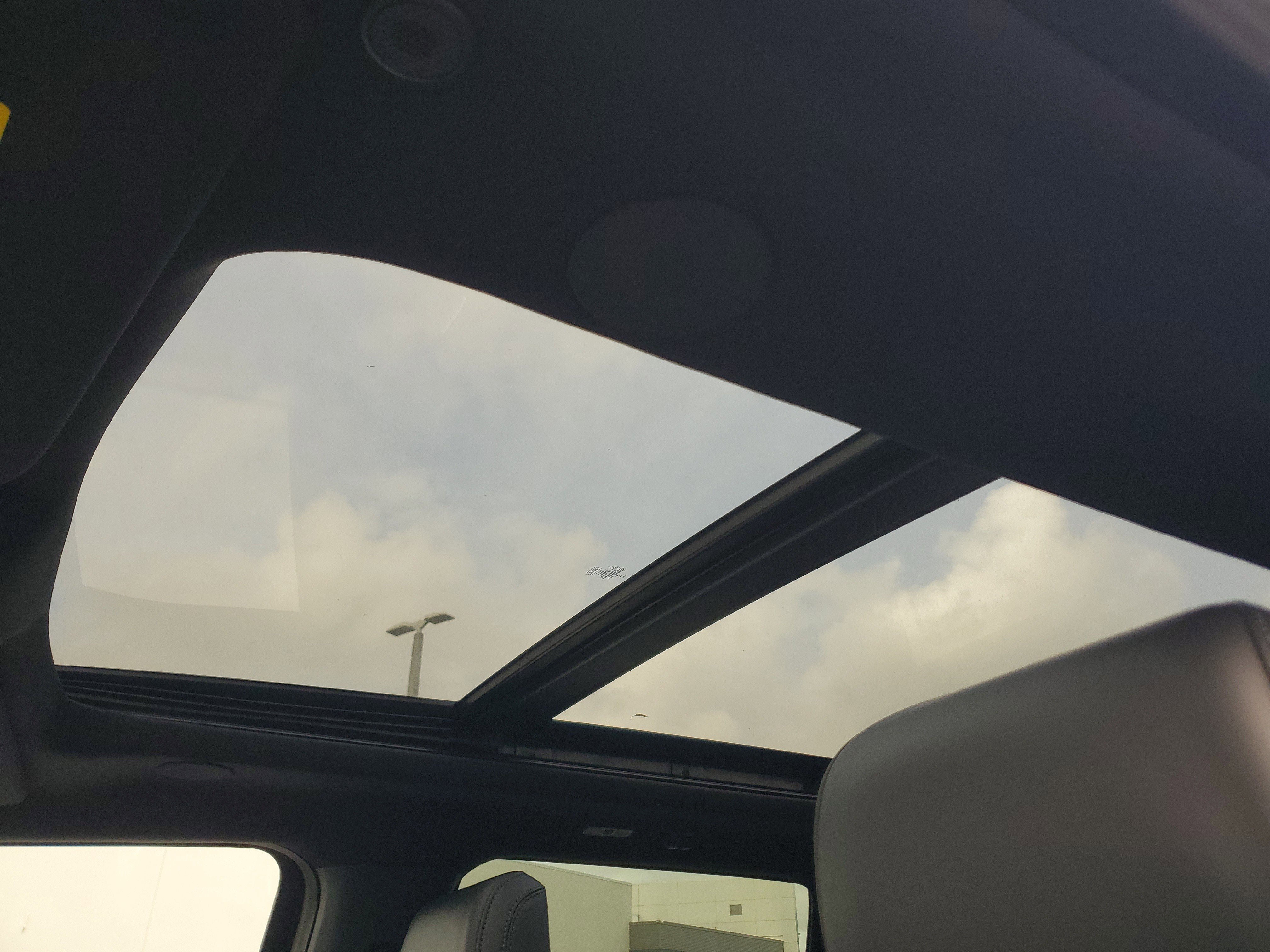 Used 2025 Ford F150 Platinum w/ Equipment Group 702A High image 23