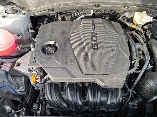 Used 2025 Kia Sportage SX image 30