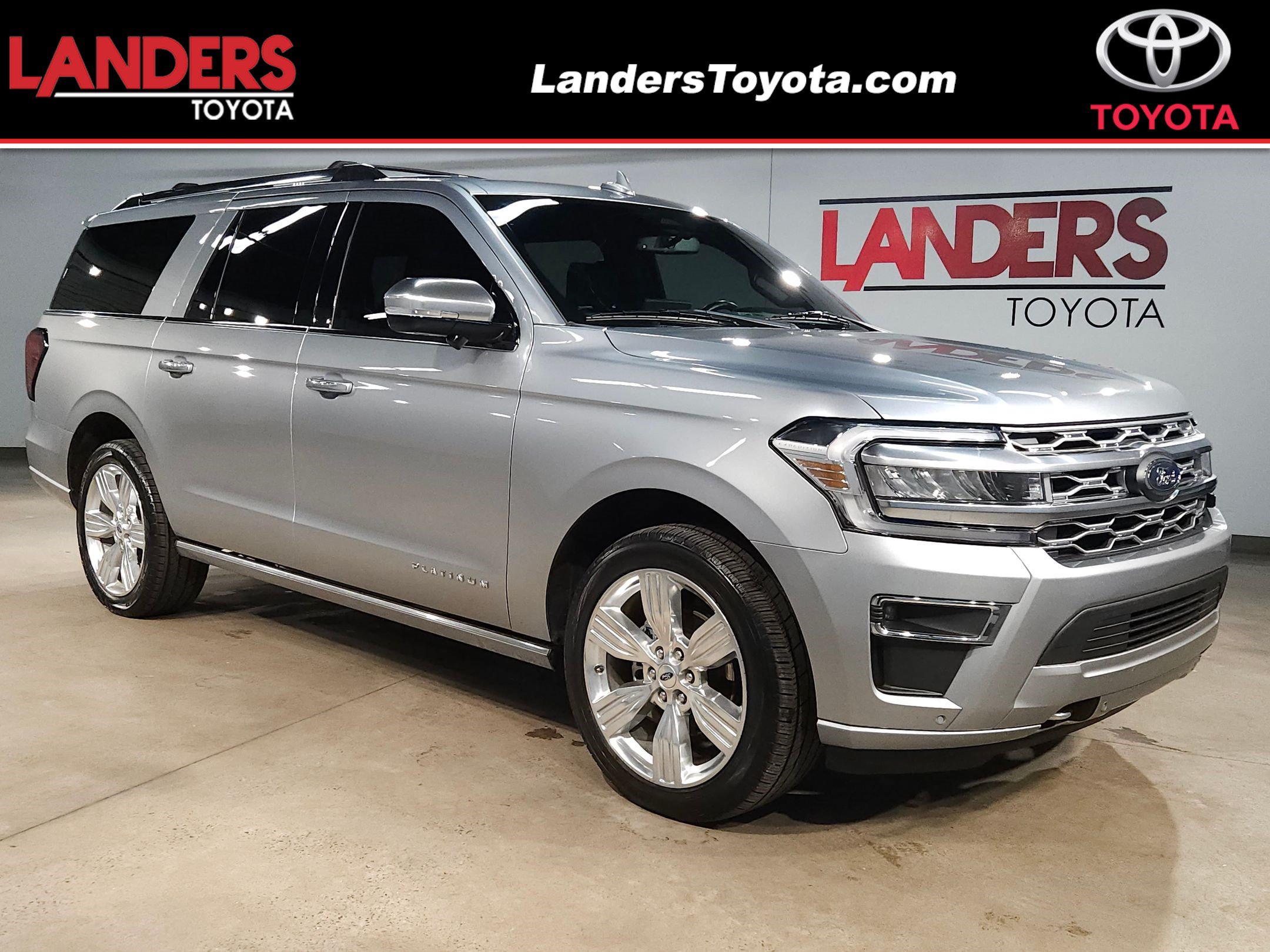 Used 2023 Ford Expedition Max Platinum AWD/4WD image 1