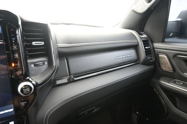 Used 2022 RAM 1500 Limited AWD/4WD image 30