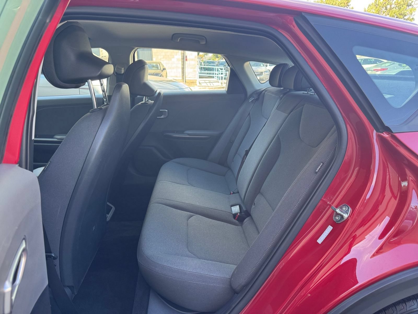 Used 2025 Kia K4 FWD image 25