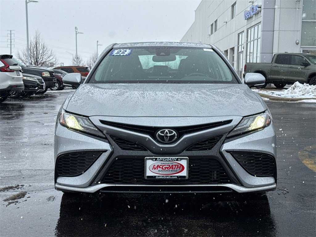 Used 2022 Toyota Camry XSE image 4