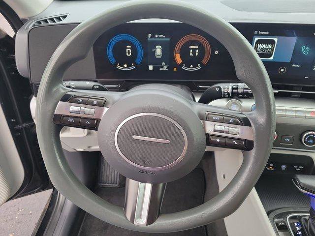 Used 2025 Hyundai Kona SE FWD image 21