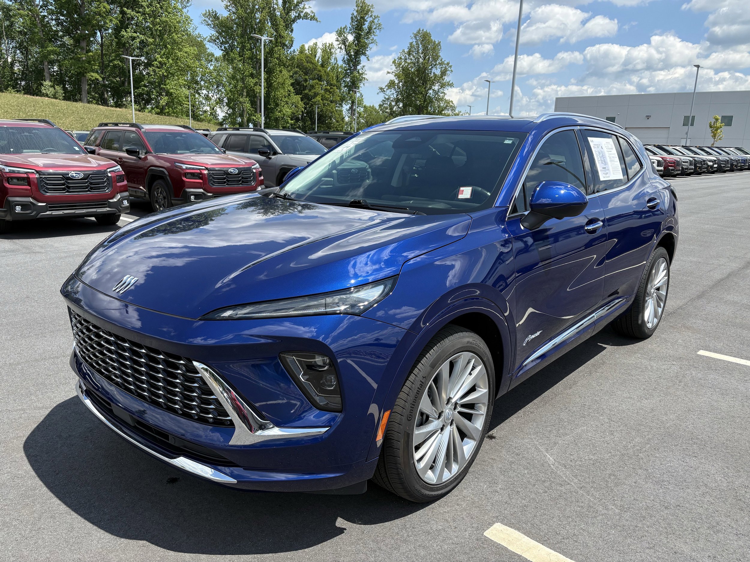 Used 2025 Buick Envision Avenir AWD/4WD image 5