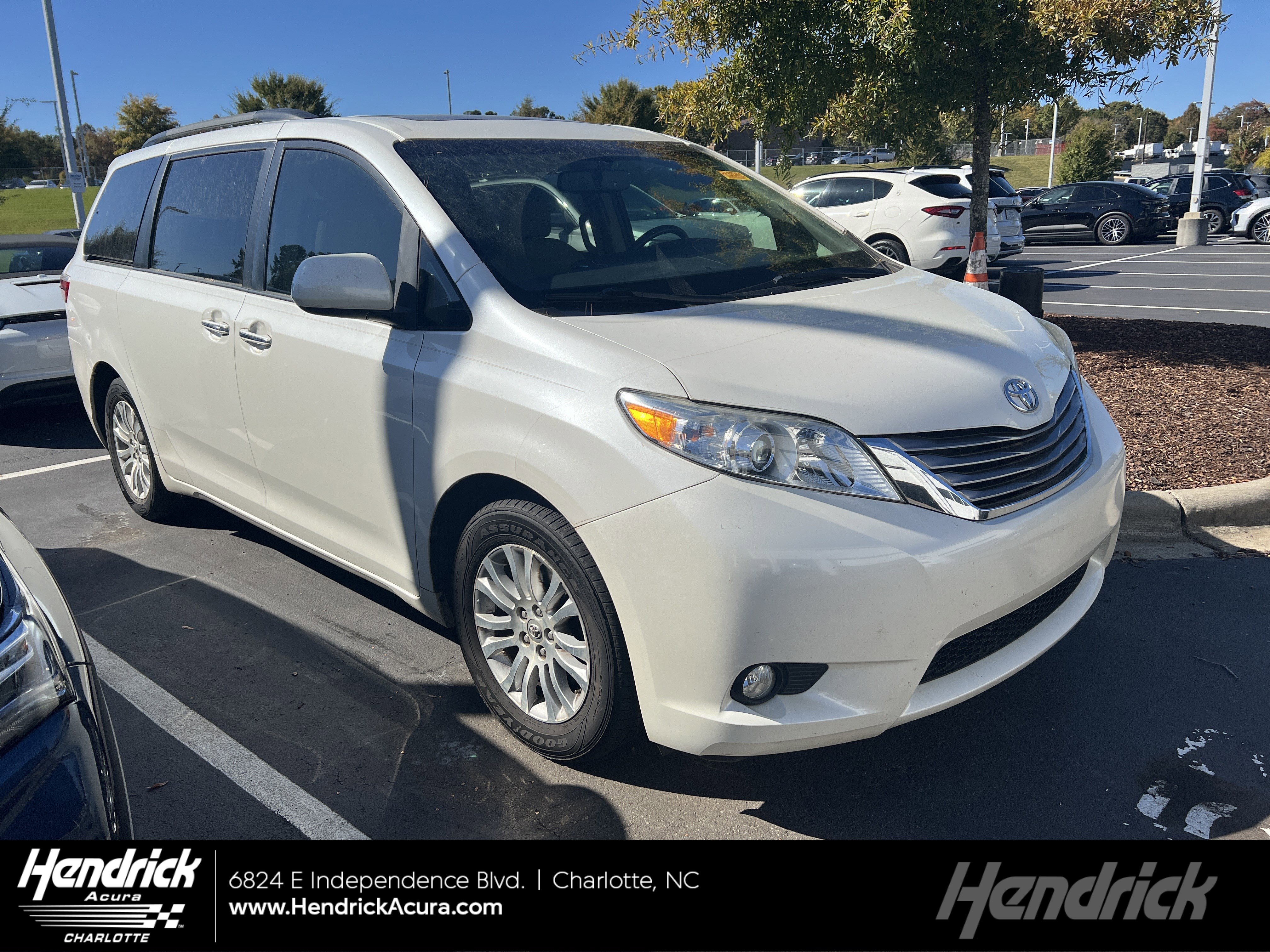 Used 2017 Toyota Sienna XLE