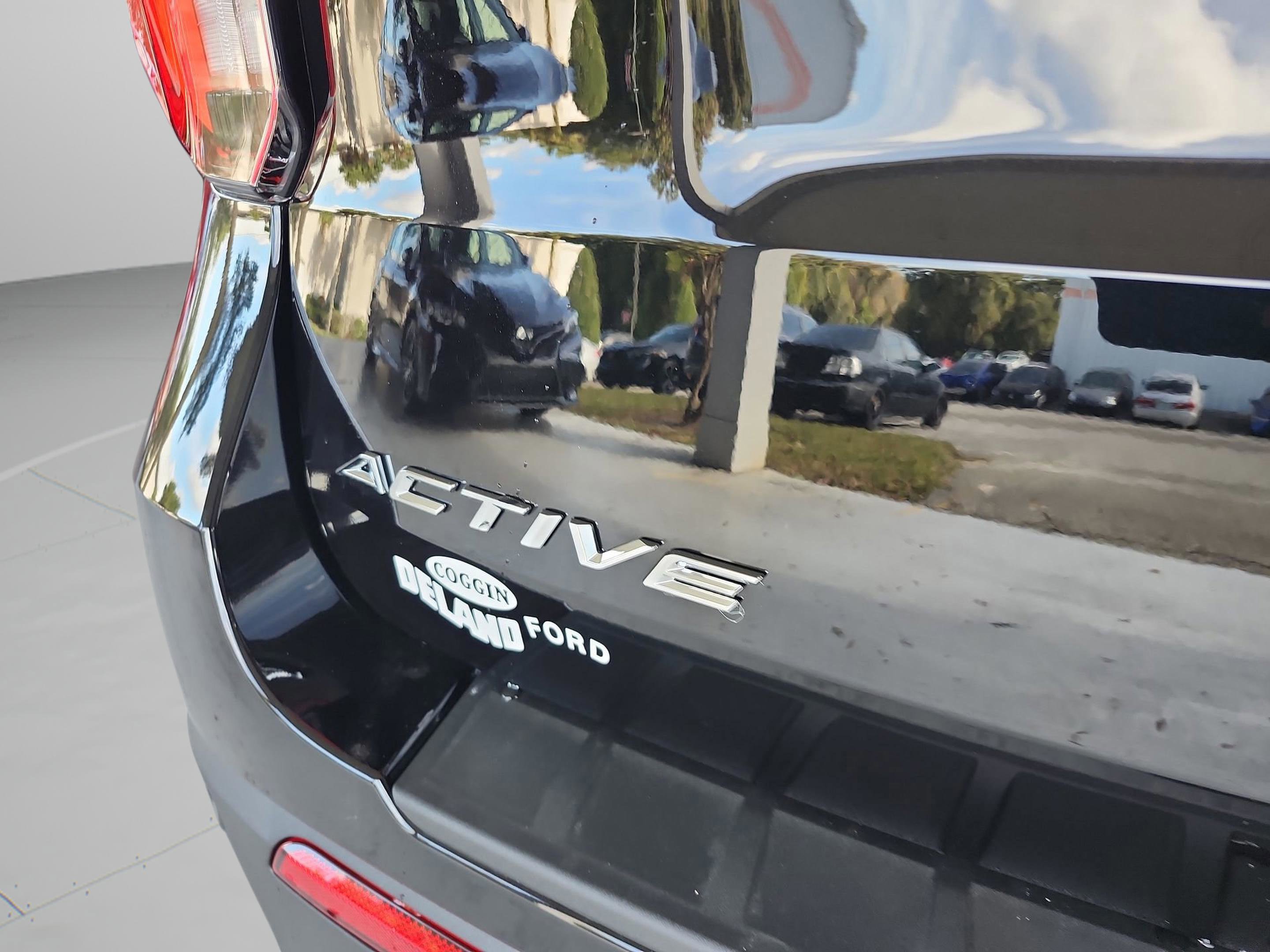 New 2026 Ford Explorer Active image 24