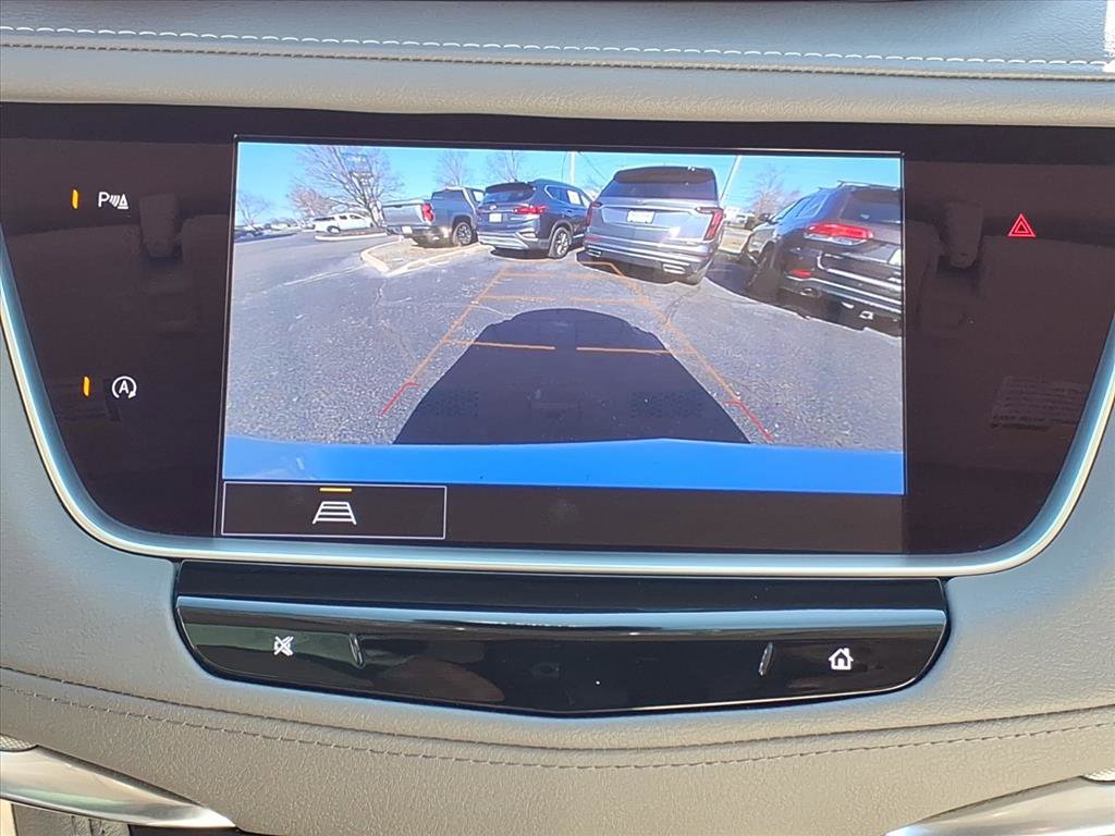 Used 2023 Cadillac XT5 Premium Luxury w/ LPO, Floor Liner Package image 17