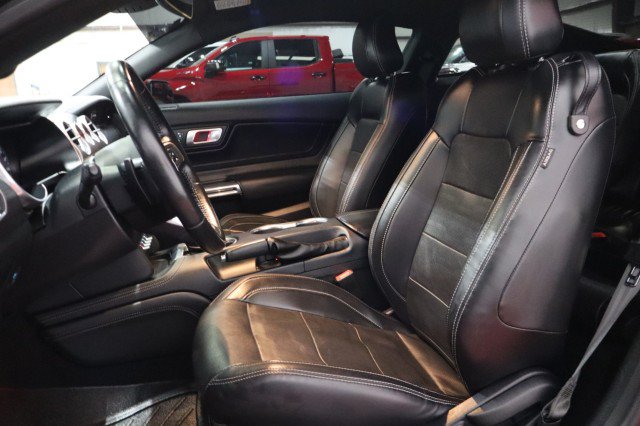 Used 2019 Ford Mustang GT Premium w/ GT Performance Package RWD image 31