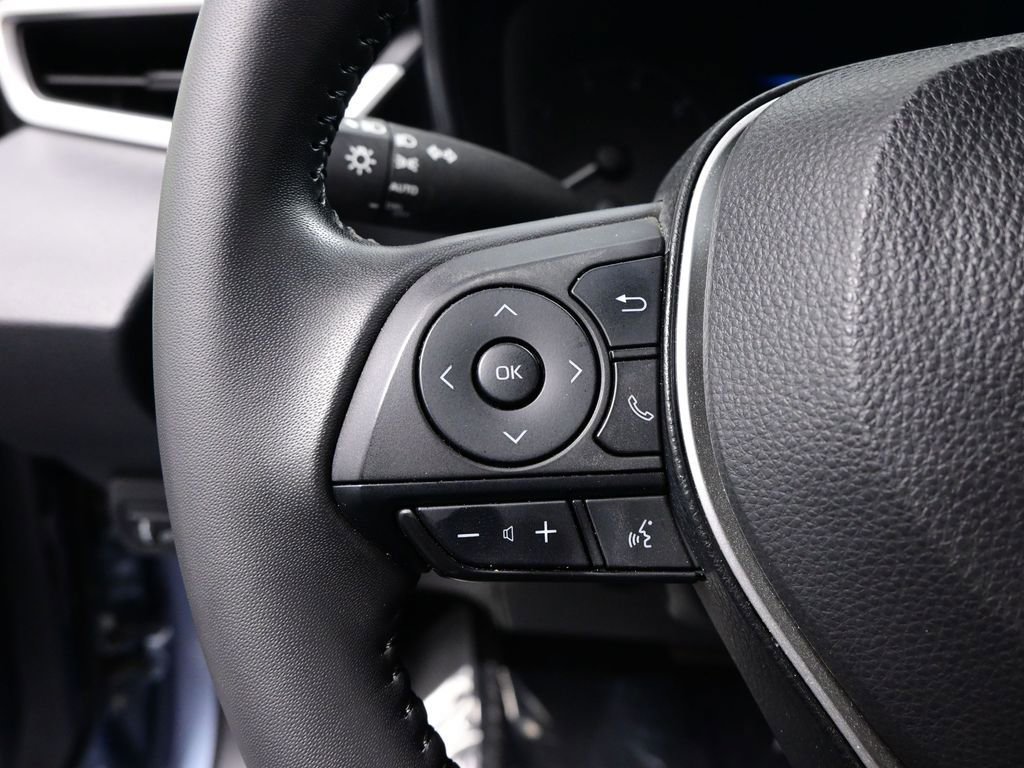 Used 2024 Toyota Corolla SE image 11