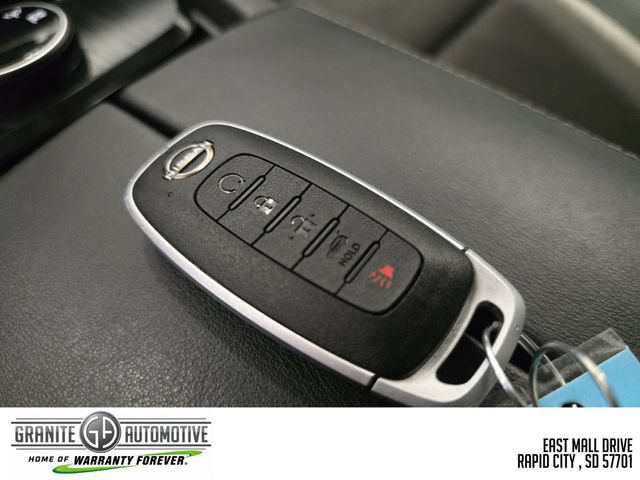 Used 2026 Nissan Rogue SV AWD/4WD image 29