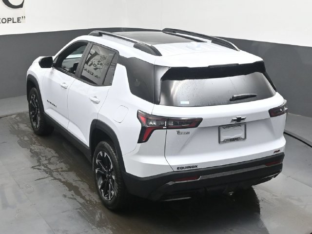New 2027 Chevrolet Equinox RS w/ Safety and Technology Package FWD image 19