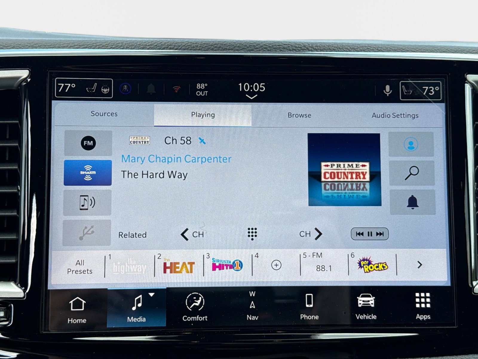New 2027 Chrysler Pacifica Limited AWD/4WD image 23