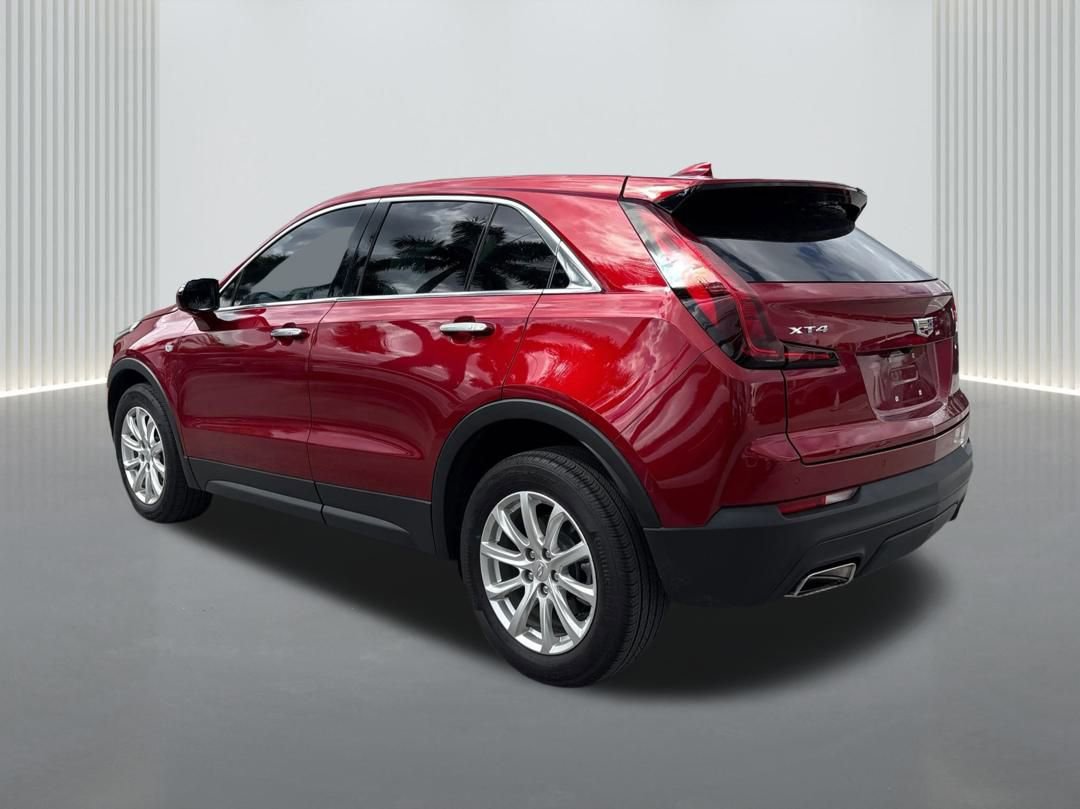 Certified 2023 Cadillac XT4 Luxury w/ Driver Awareness Package image 9