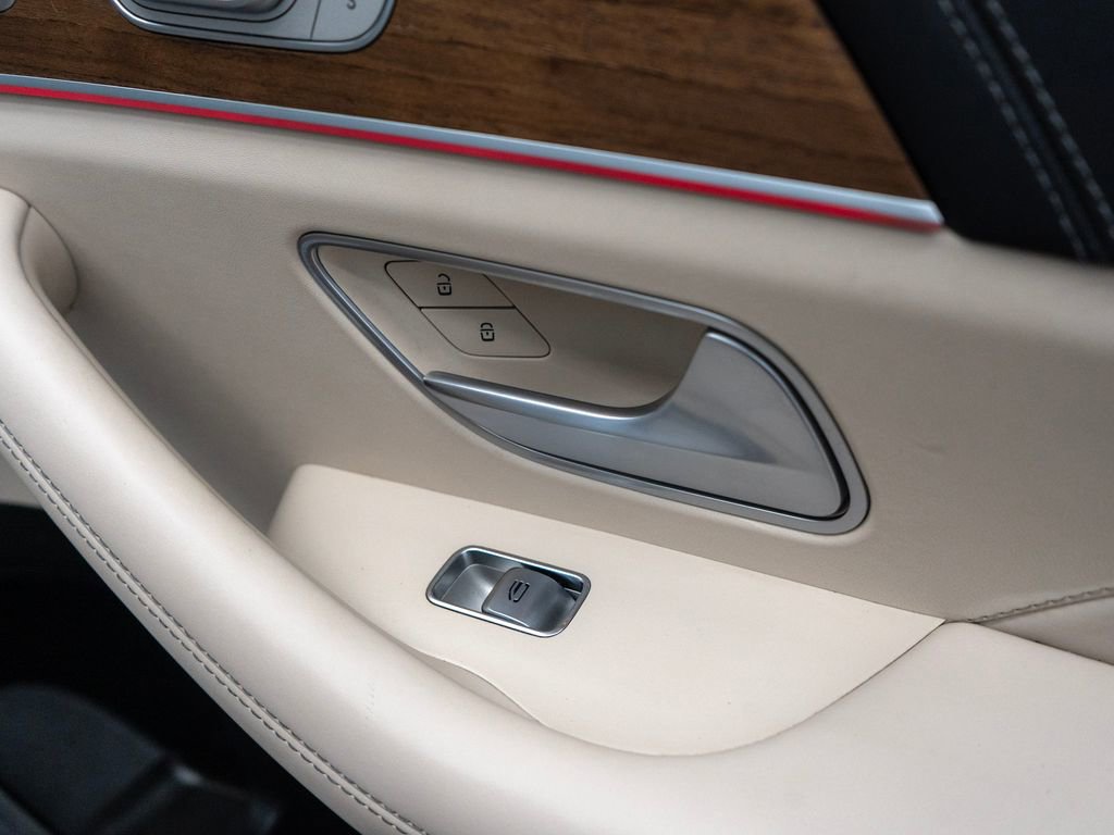 Used 2022 Mercedes-Benz GLS 63 AMG 4MATIC image 34