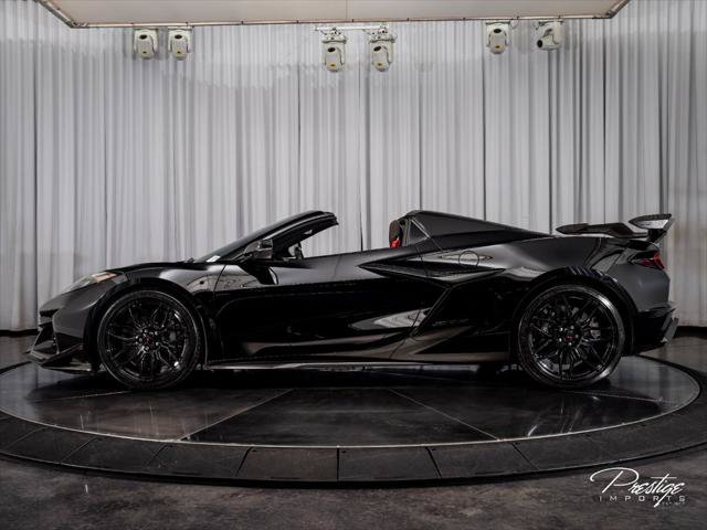 Used 2025 Chevrolet Corvette Z06 w/ Z07 Performance Package RWD image 10