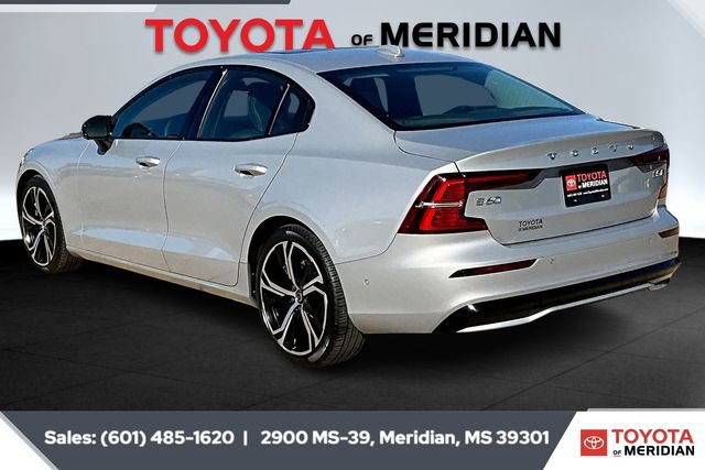 Used 2024 Volvo S60 B5 Ultimate w/ Climate Package image 2