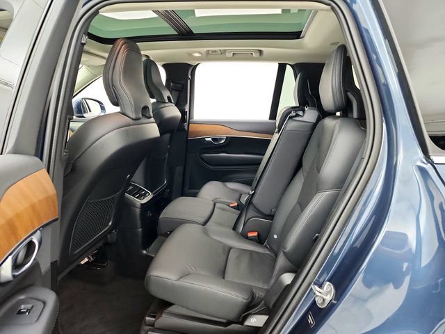 Certified 2024 Volvo XC90 T8 Plus w/ Protection Package Premier AWD/4WD image 29