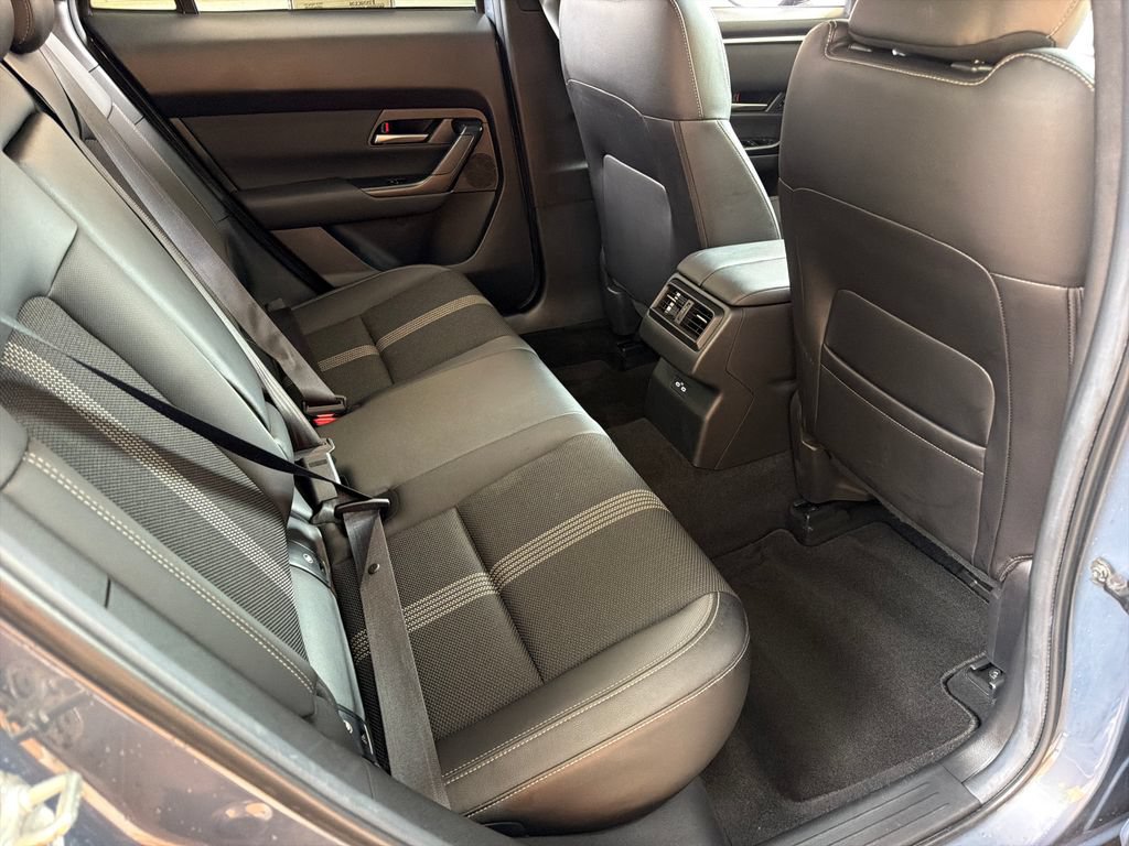 Used 2025 MAZDA CX-50 AWD 2.5 S w/ Premium Package image 31