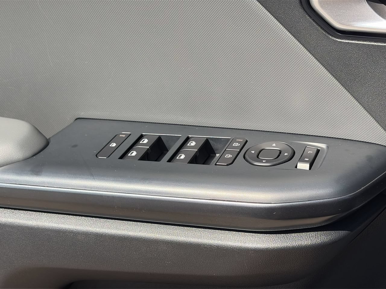 Certified 2025 Kia K4 FWD image 20