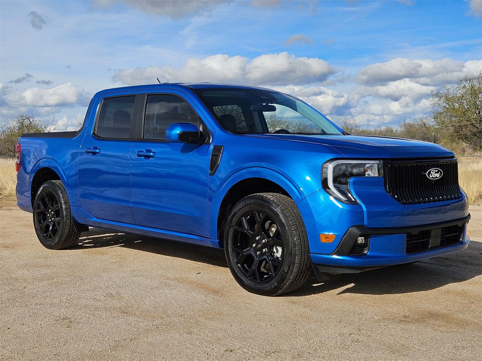 Used 2025 Ford Maverick Lobo image 3