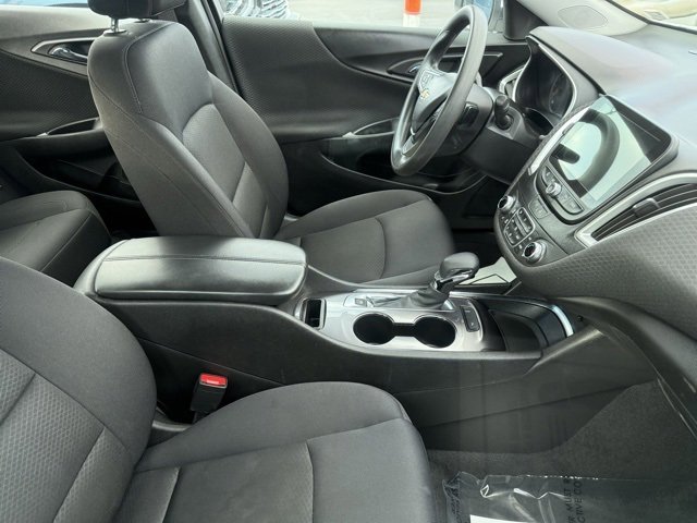 Used 2024 Chevrolet Malibu LT image 4