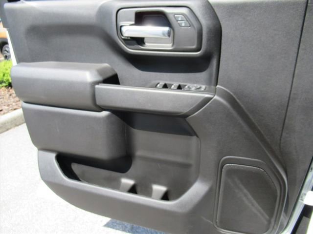 Used 2026 GMC Sierra 1500 Pro w/ Pro Value Package AWD/4WD image 18