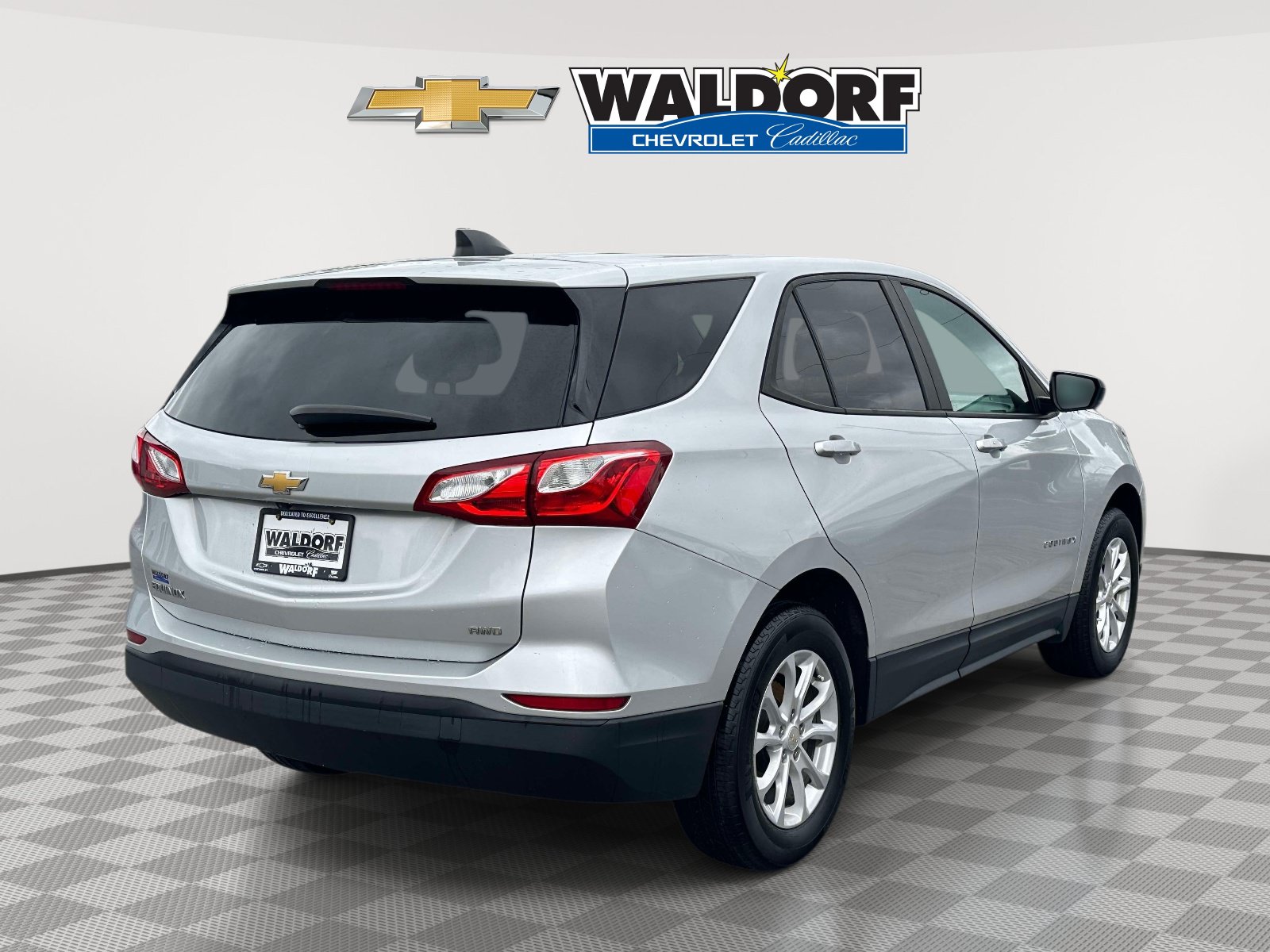 Used 2020 Chevrolet Equinox LS w/ LS Convenience Package AWD/4WD image 6