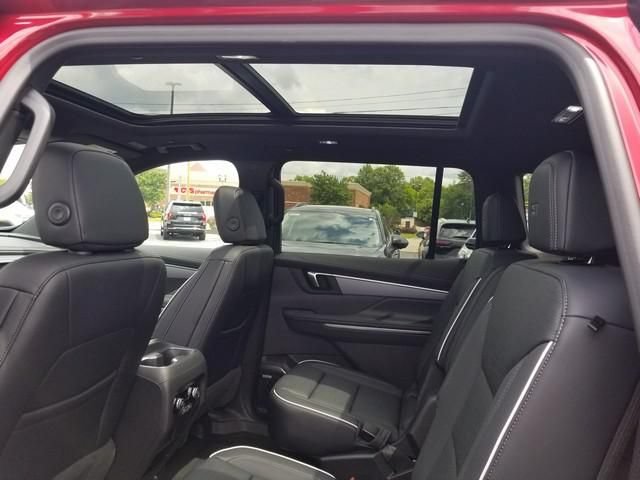 New 2026 Buick Enclave Sport Touring w/ Power Package AWD/4WD image 9