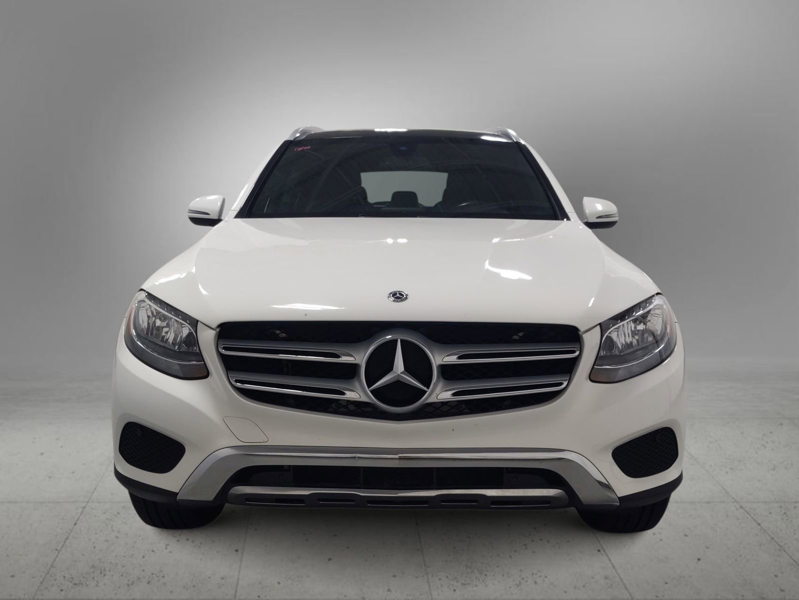 Used 2017 Mercedes-Benz GLC 300 image 3