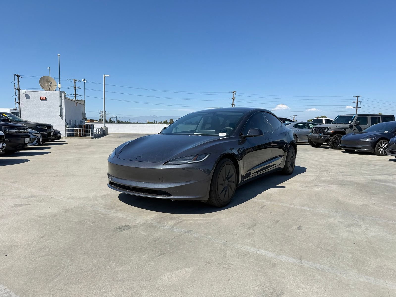 Used 2025 Tesla Model 3 Long Range RWD image 1