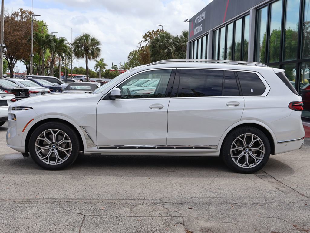 Used 2023 BMW X7 xDrive40i w/ Executive Package image 21