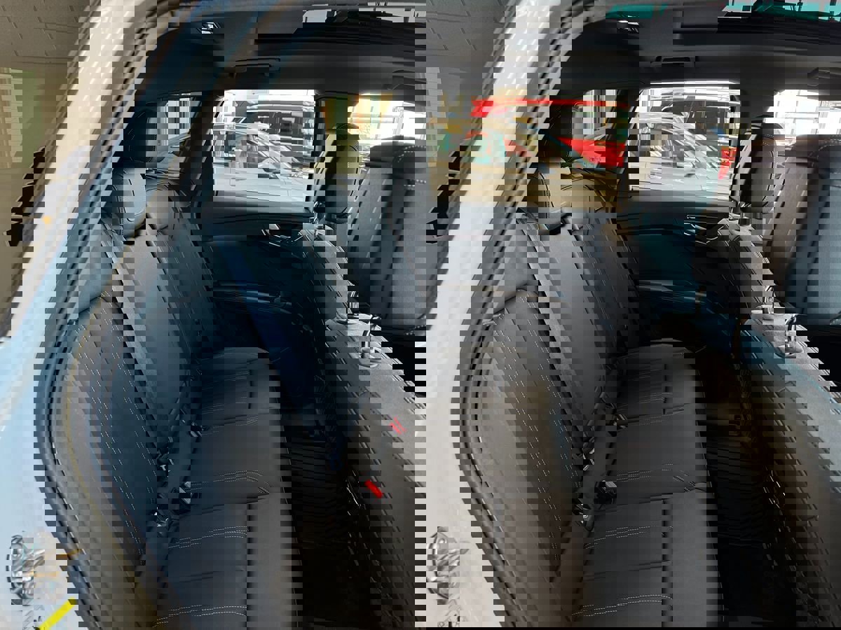 Used 2024 Audi Q4 e-tron Premium Plus w/ Premium Plus image 51