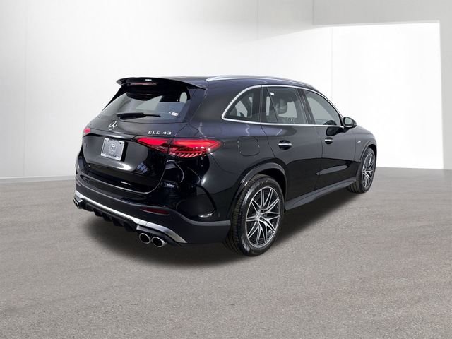 Used 2025 Mercedes-Benz GLC 43 AMG 4MATIC image 35