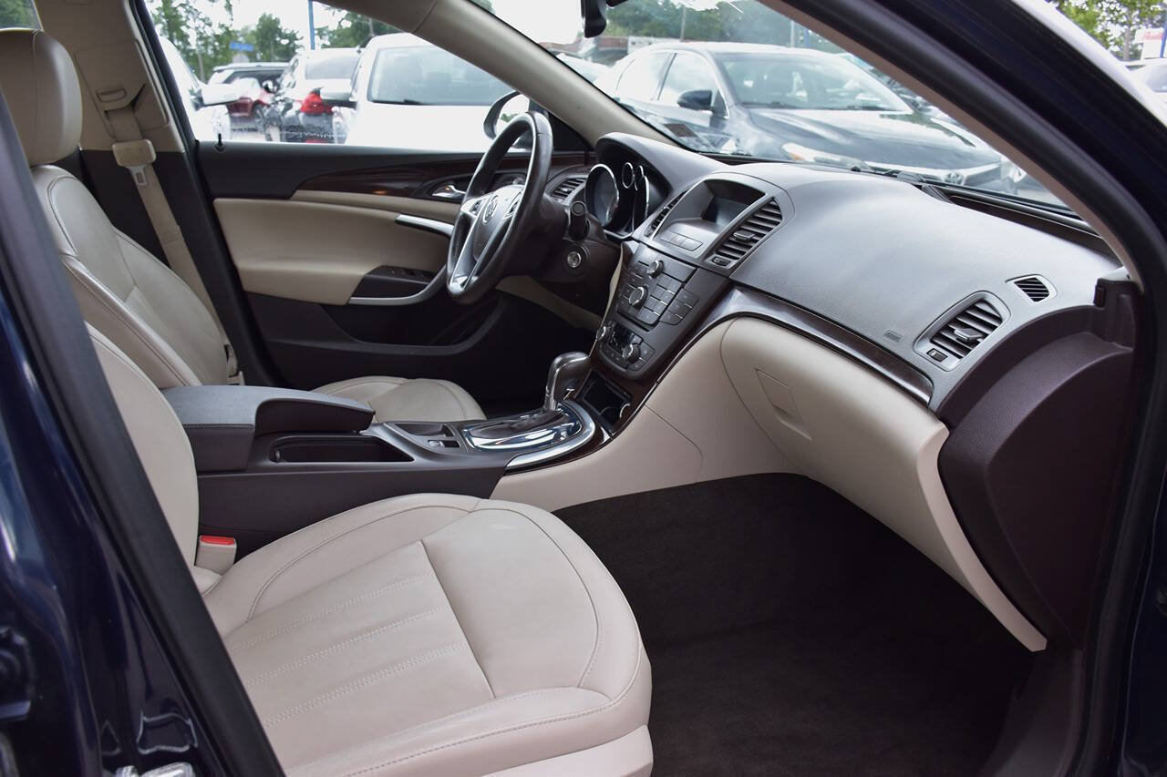 Used 2011 Buick Regal CXL FWD image 15