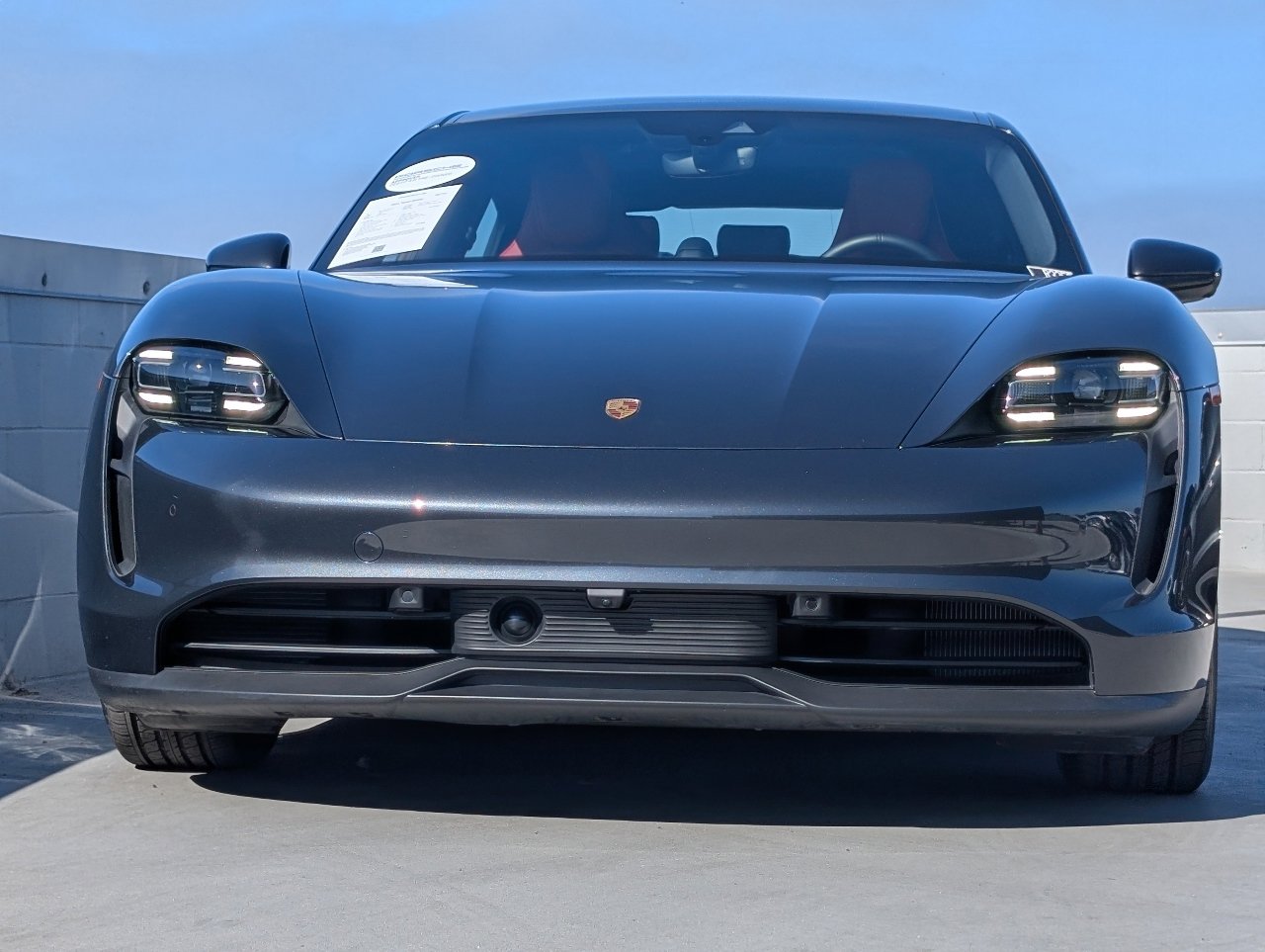 Used 2024 Porsche Taycan image 8