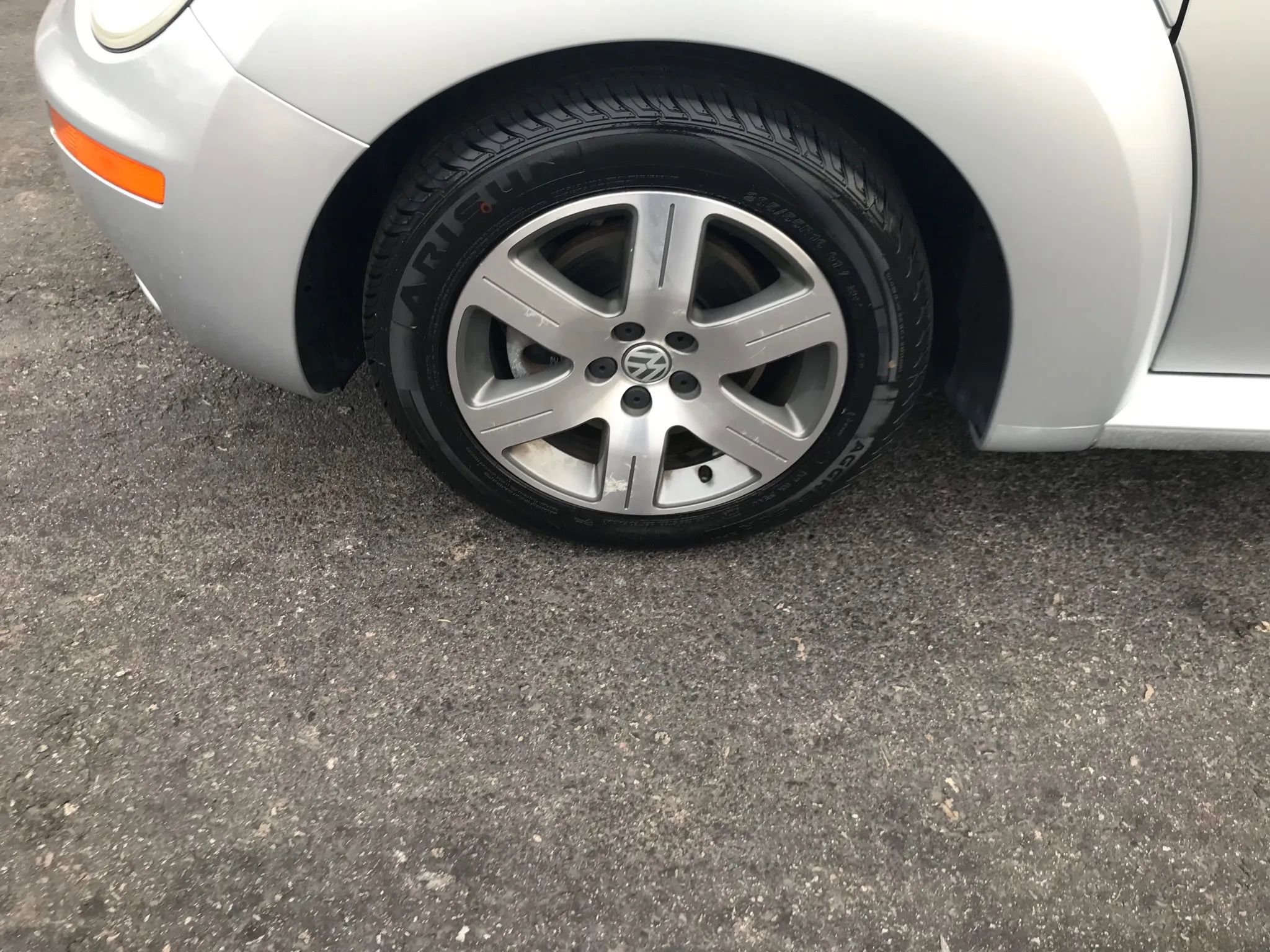 Used 2006 Volkswagen Beetle Convertible w/ Package 1 image 31