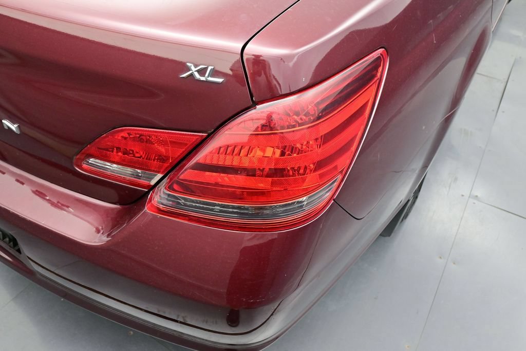 Used 2009 Toyota Avalon FWD image 29