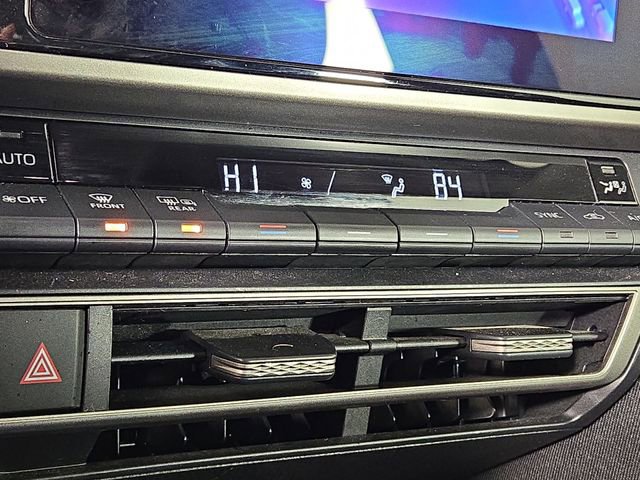 Used 2025 Toyota Camry LE FWD image 19