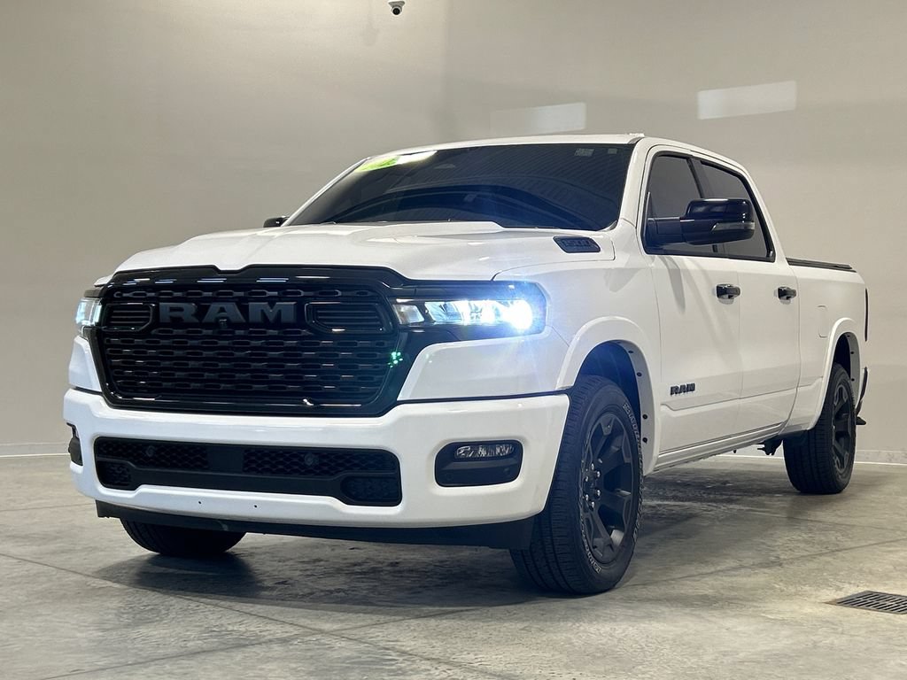 Used 2025 RAM 1500 Big Horn AWD/4WD image 2
