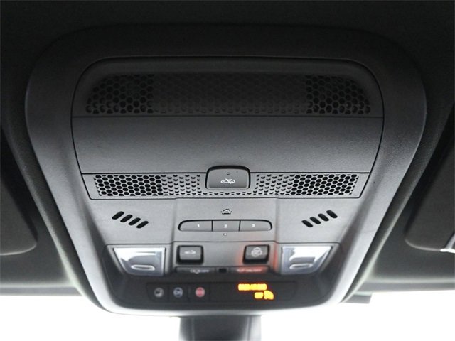 Used 2022 Cadillac XT5 Premium Luxury image 16