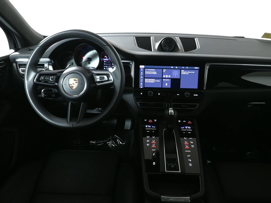 Used 2026 Porsche Macan S AWD/4WD image 17
