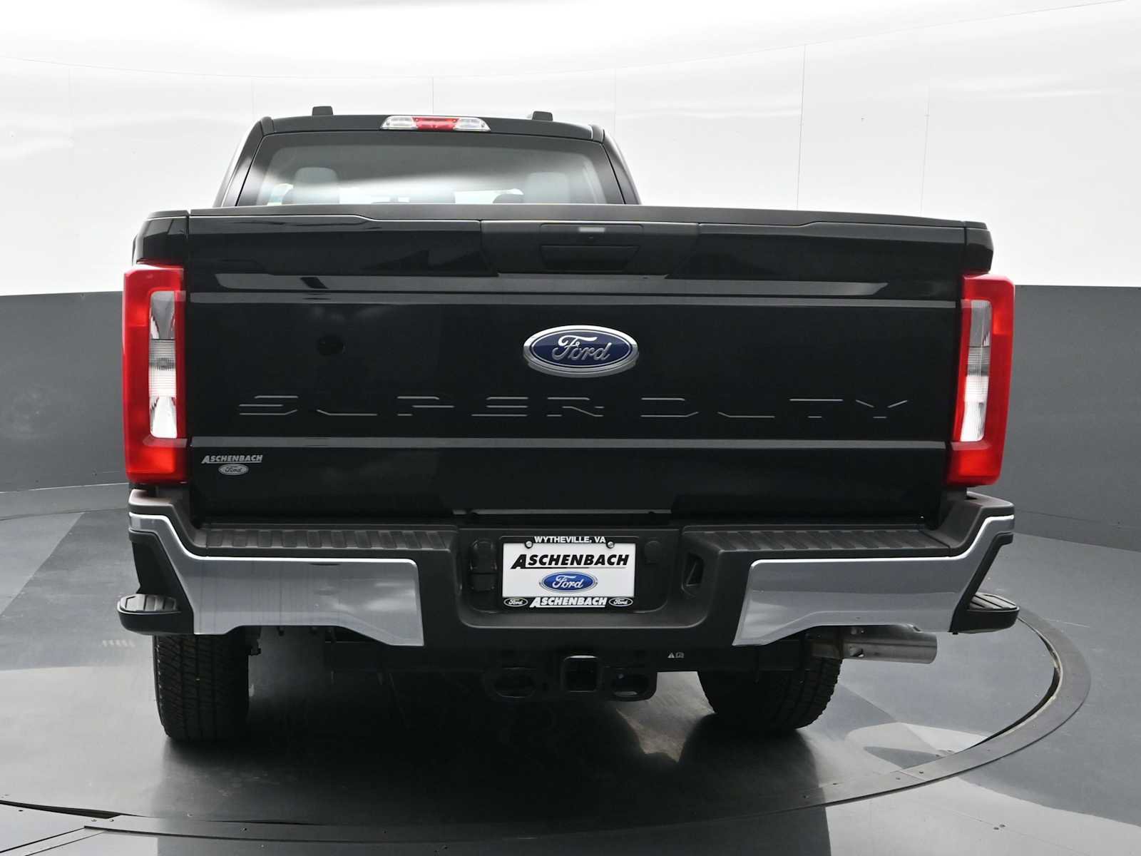 New 2025 Ford F250 XL w/ XL Driver Assist Package image 8