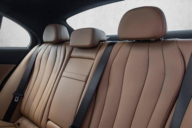 New 2027 Mercedes-Benz E 450 4MATIC Sedan image 22