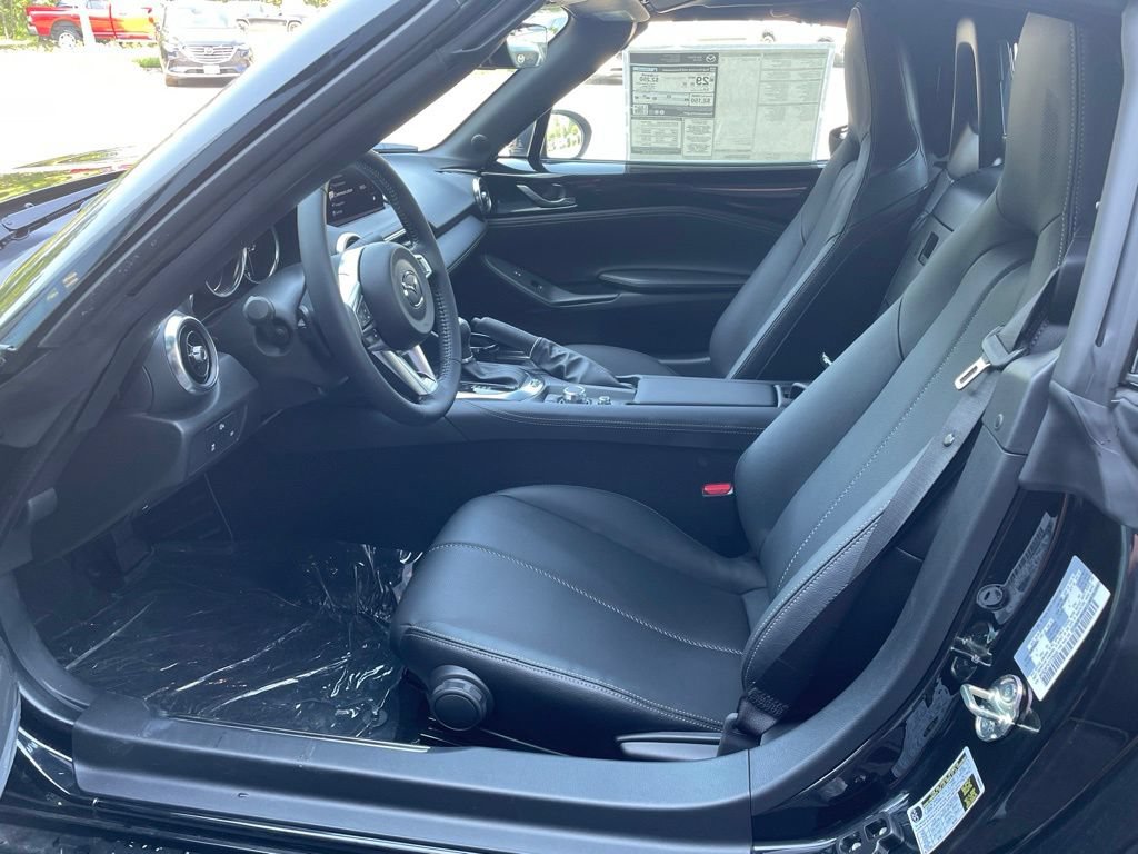 New 2026 MAZDA MX-5 Miata RF Grand Touring RWD image 13