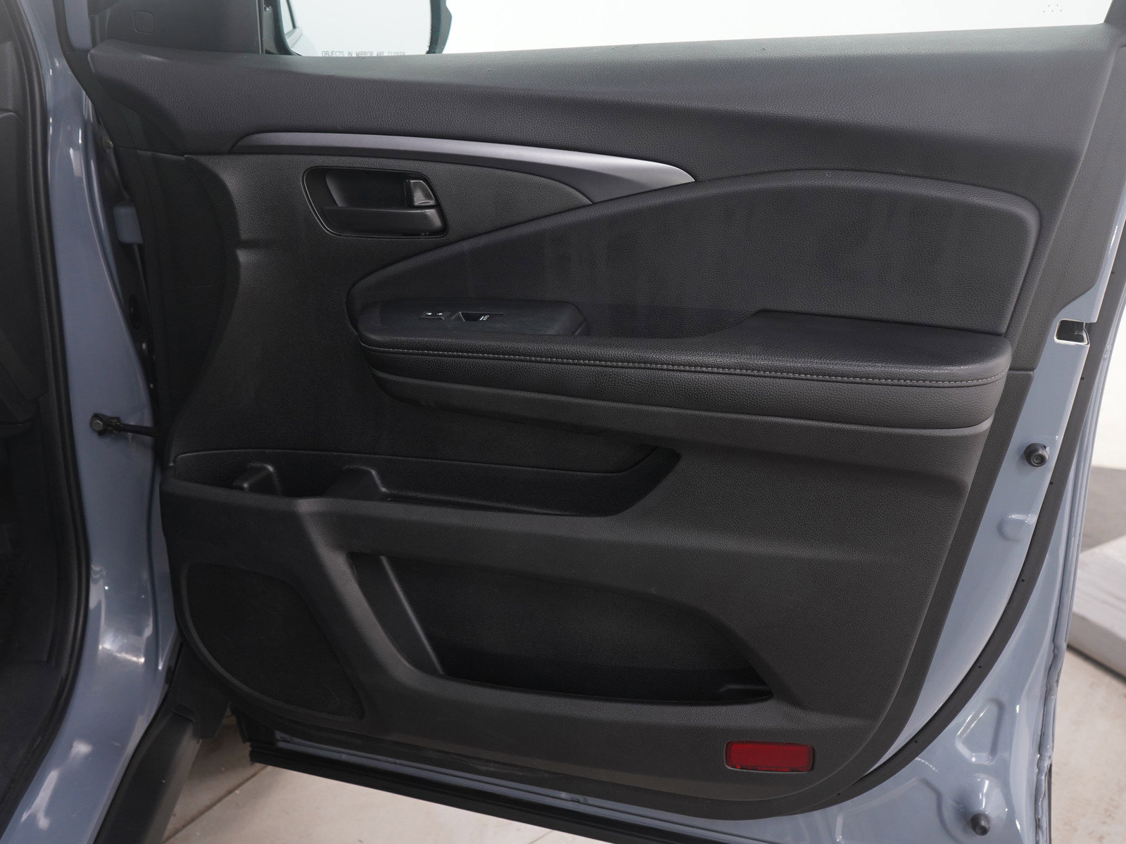 Used 2023 Honda Passport EX-L image 9