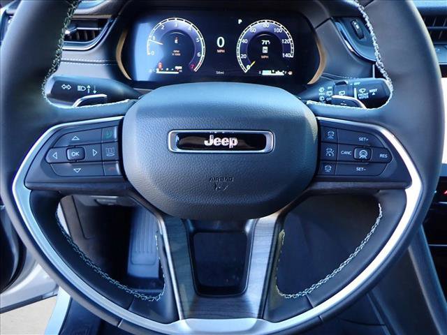 New 2026 Jeep Grand Cherokee Altitude image 14